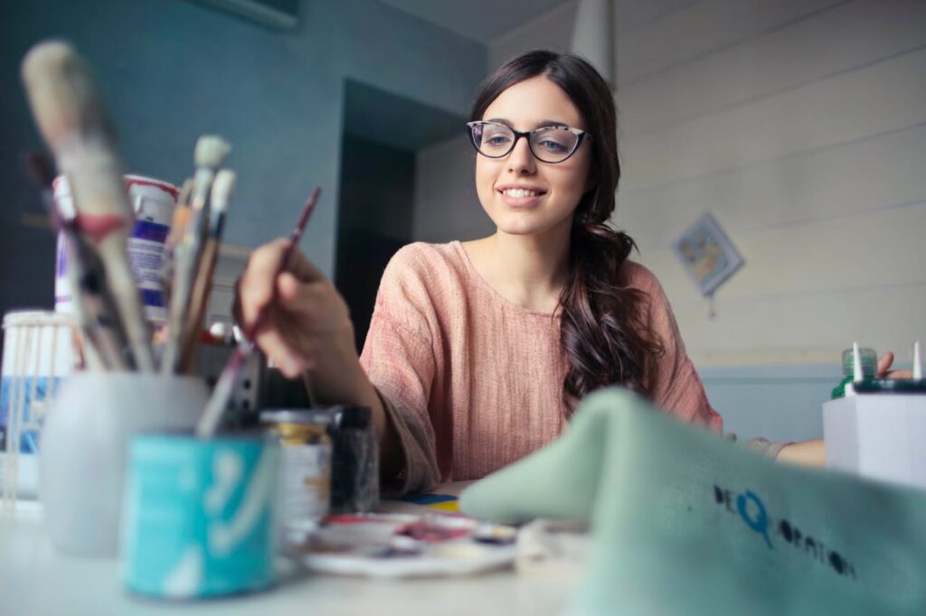 How to Become a Professional Artist: A Step-by-Step Guide to Turning Passion into a Career 1 how to become a professional artist